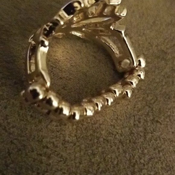 RING - Picture 4 of 4